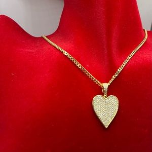 18k gold plated over 925 silver heart & necklace with moissanite stones.